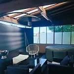 Paradis דירה